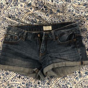 Aeropostale Jean shorts casual size 3/4